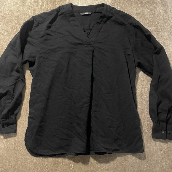 Uniqlo Shirt Womens Medium Black Tunic Vneck Long Sleeve Relaxed Modest Basic - Picture 1 of 6